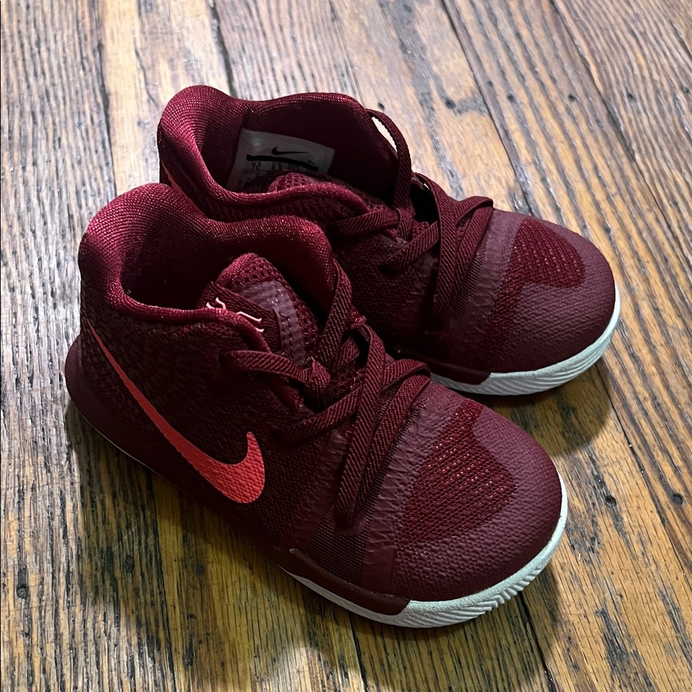Nike Kids Burgundy Sneakers